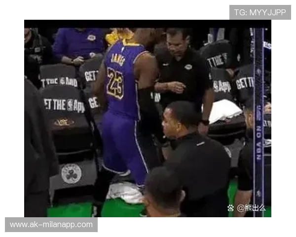 凯尔特人反击如风,布朗带领全队迅速追分 凯尔特人反击如风,布朗带领全队迅速追分